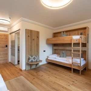 Familie Kamer met een King Size Bed